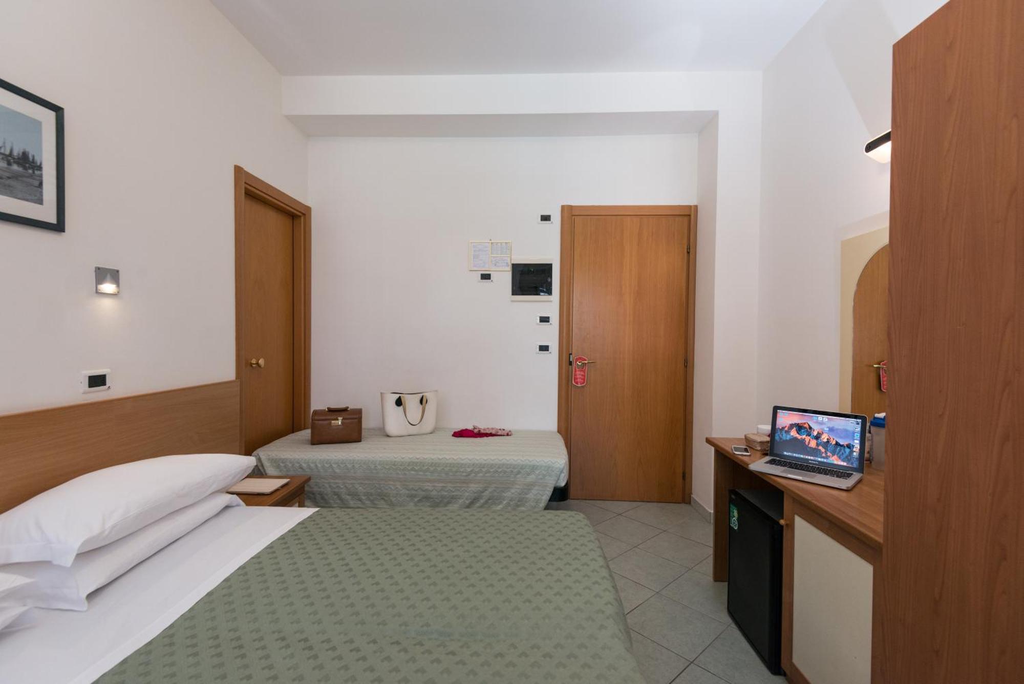 Hotel Haiti San Benedetto del Tronto Chambre photo